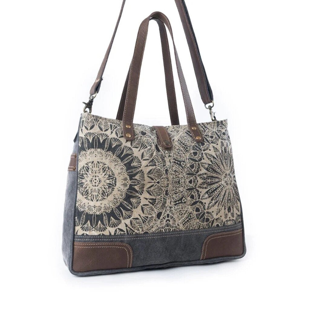 Willow Mesa Myra Messanger Radial Sand S-14315