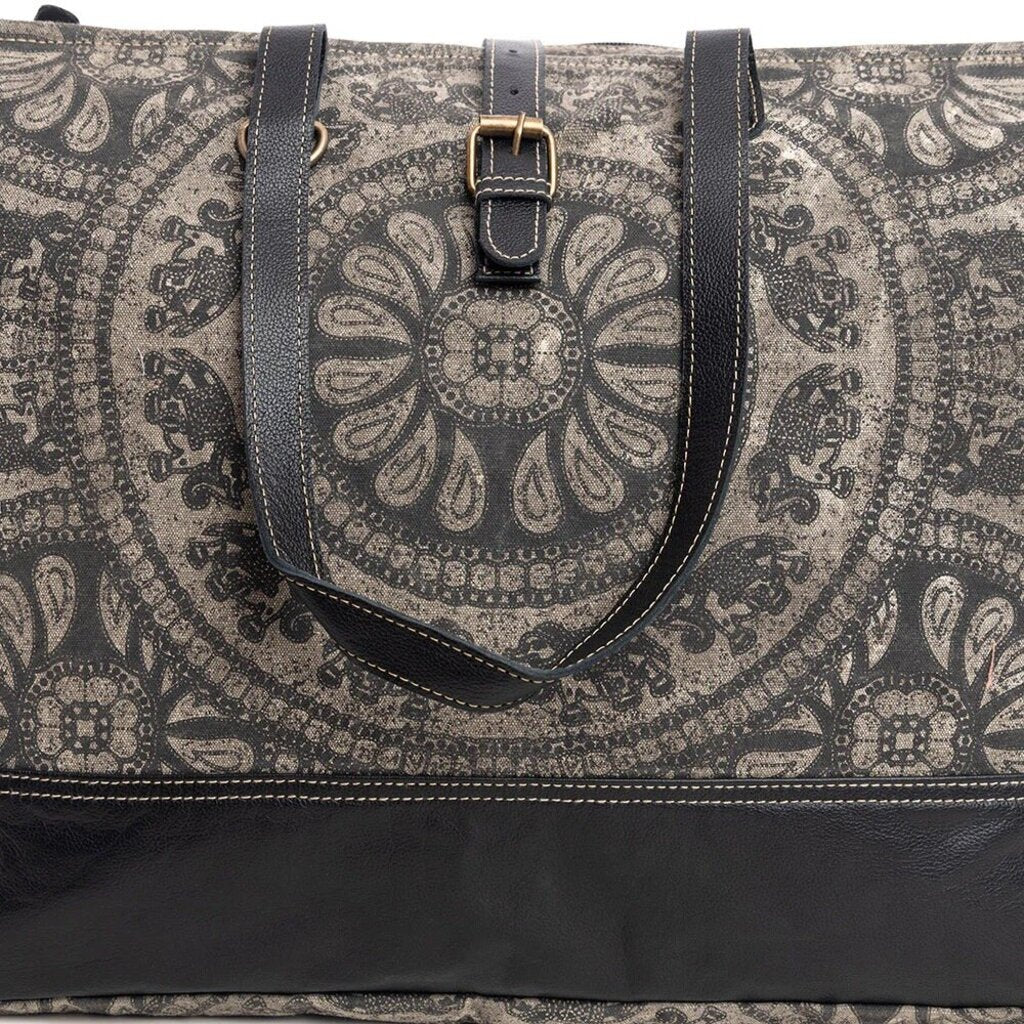 Carmela Weekender Myra Bag S-9550